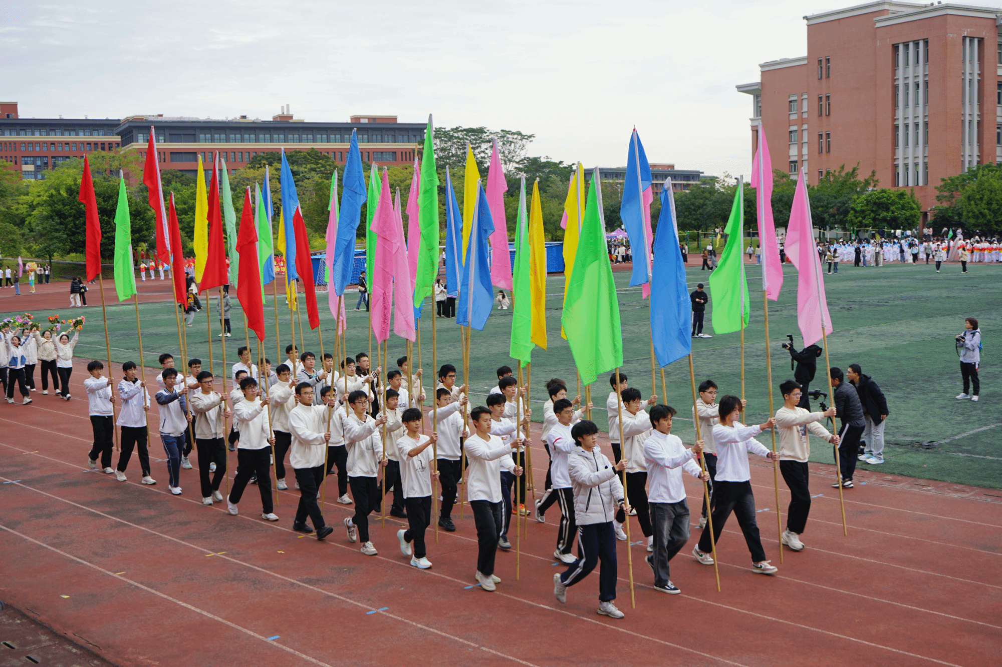11F1DB